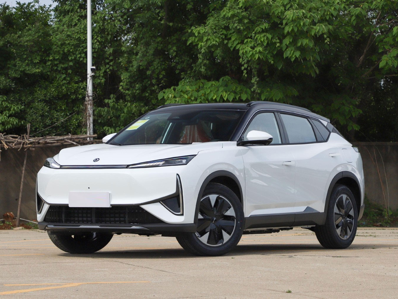 Dongfeng Aeolus L7 PHEV – 2239km on a Single Tank! The "Anti-Marketing King" of Sub-100k Hybrid SUVs