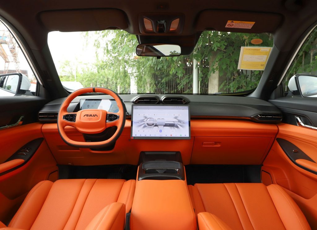 Dongfeng Aeolus L7 PHEV – 2239km on a Single Tank! The "Anti-Marketing King" of Sub-100k Hybrid SUVs
