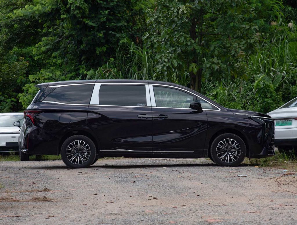 Dongfeng Fengxing Xinghai V9 Yuexiang Series:   "Mobile First-Class Cabin" Experience
