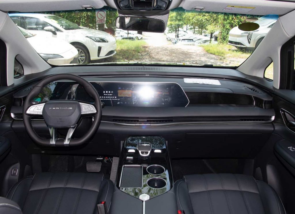 Dongfeng Fengxing Xinghai V9 Yuexiang Series:   "Mobile First-Class Cabin" Experience