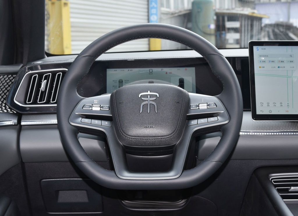 Game Changer in the Oil-Electric Parity Era: How BYD Song Pro DM-i Redefines Value in the ¥150K SUV Segment?