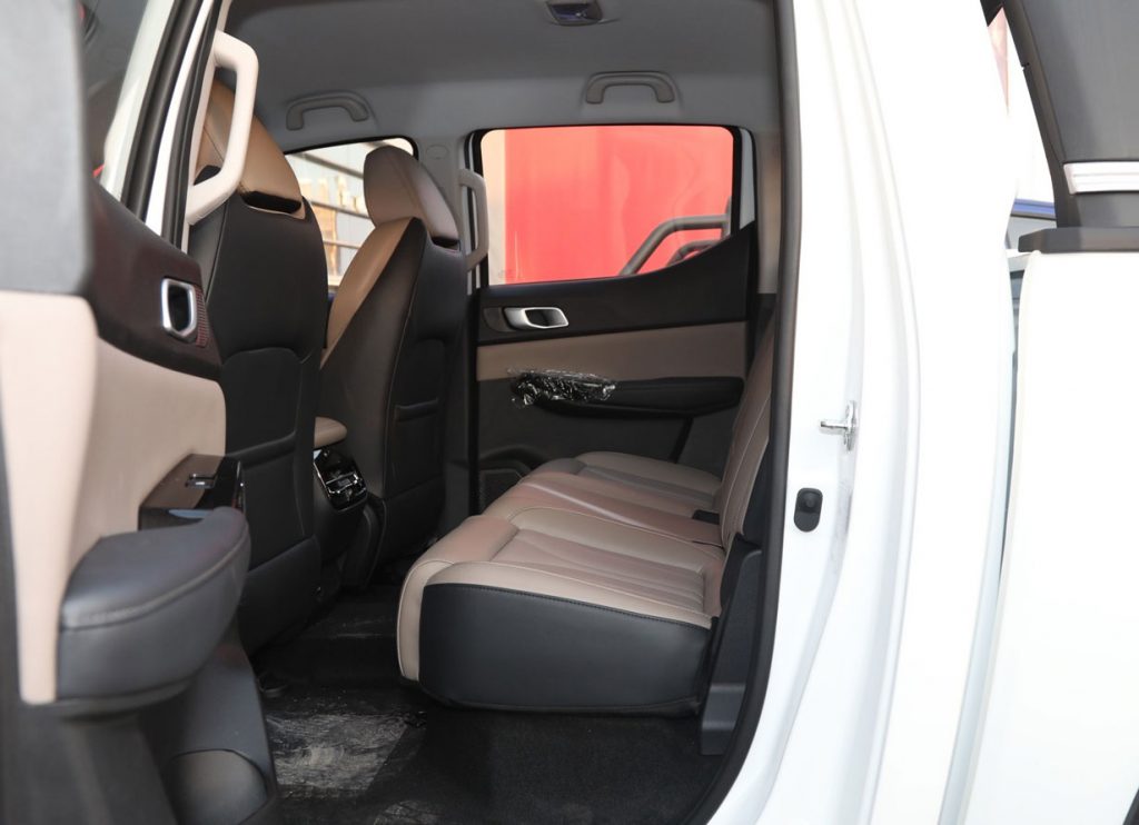 Revolution on Wheels: Deep Dive into the 2024 Changan Hunter Knight Edition