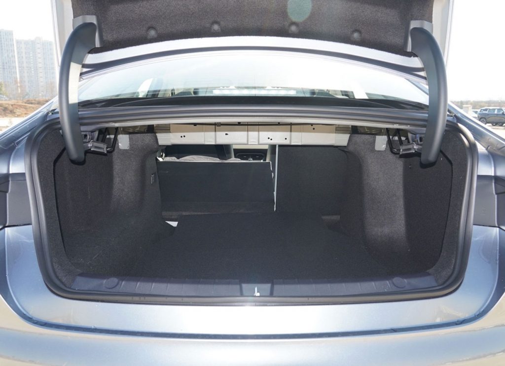 The Revolution of Accessible Tech: BYD Seal 05 DM-i Review, How a $15K PHEV Redefines Family Car Values The Revolution of Accessible Tech: BYD Seal 05 DM-i Review, How a $15K PHEV Redefines Family Car Values