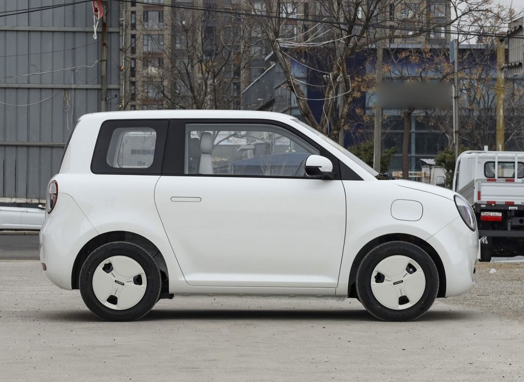 The Urban Mobility Revolution - How Changan Lumin Redefines City Commuting The Urban Mobility Revolution - How Changan Lumin Redefines City Commuting