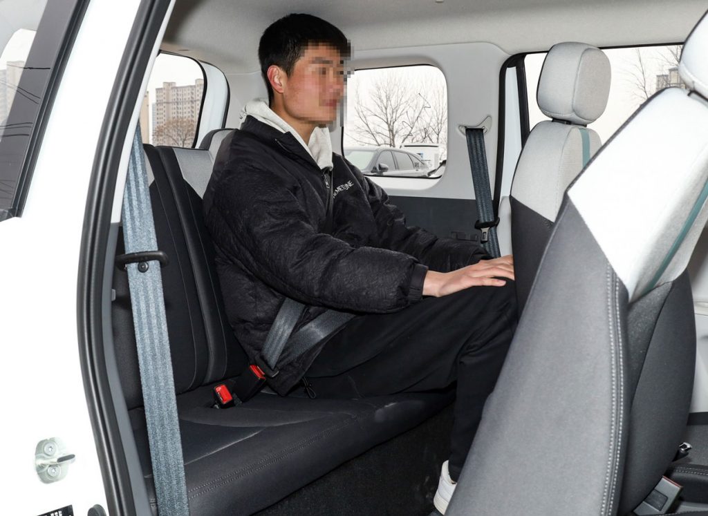 The Urban Mobility Revolution - How Changan Lumin Redefines City Commuting The Urban Mobility Revolution - How Changan Lumin Redefines City Commuting
