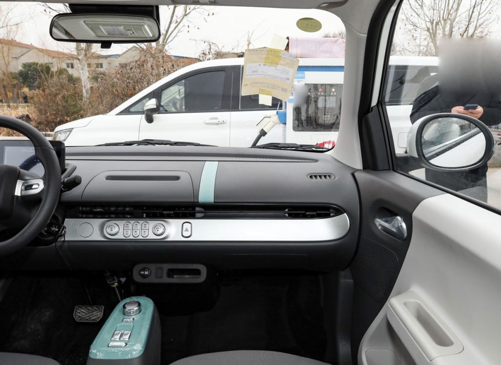 The Urban Mobility Revolution - How Changan Lumin Redefines City Commuting The Urban Mobility Revolution - How Changan Lumin Redefines City Commuting