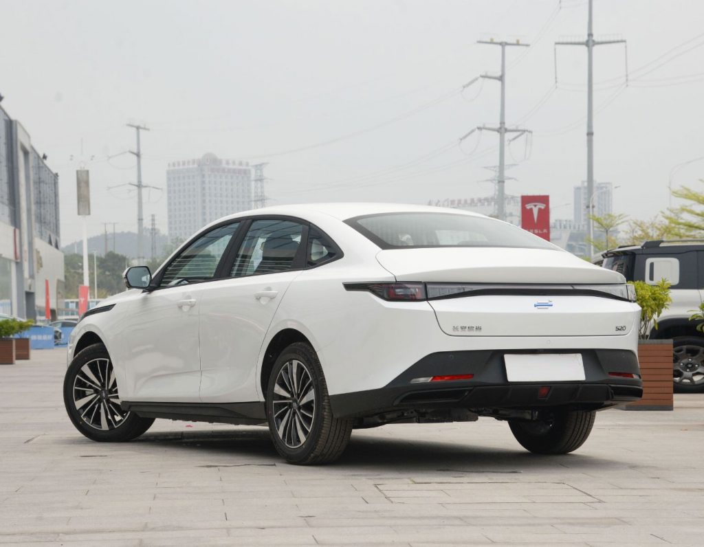 Two-Minute Battery Swap Revolution: Comprehensive Review of Changan Oshan 520 EV Two-Minute Battery Swap Revolution: Comprehensive Review of Changan Oshan 520 EV